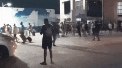 场面震撼!柬埔寨电诈园区上演集体大逃亡!(5) 场面震撼!柬埔寨电诈园区上演集体大逃亡!(5)