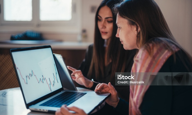 2025年最值得关注的加密货币市场技术指标有哪些？(3)